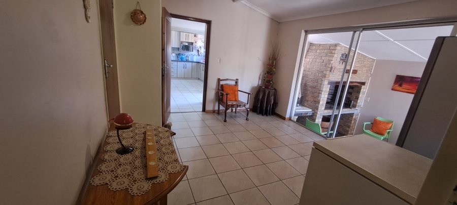 3 Bedroom Property for Sale in Vredenburg Western Cape